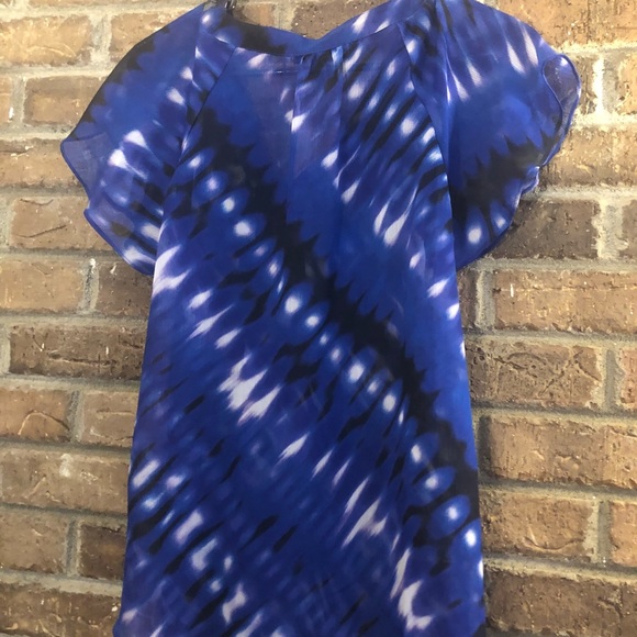 Express Top Blue, Black and White. Small. - Picture 4 of 4